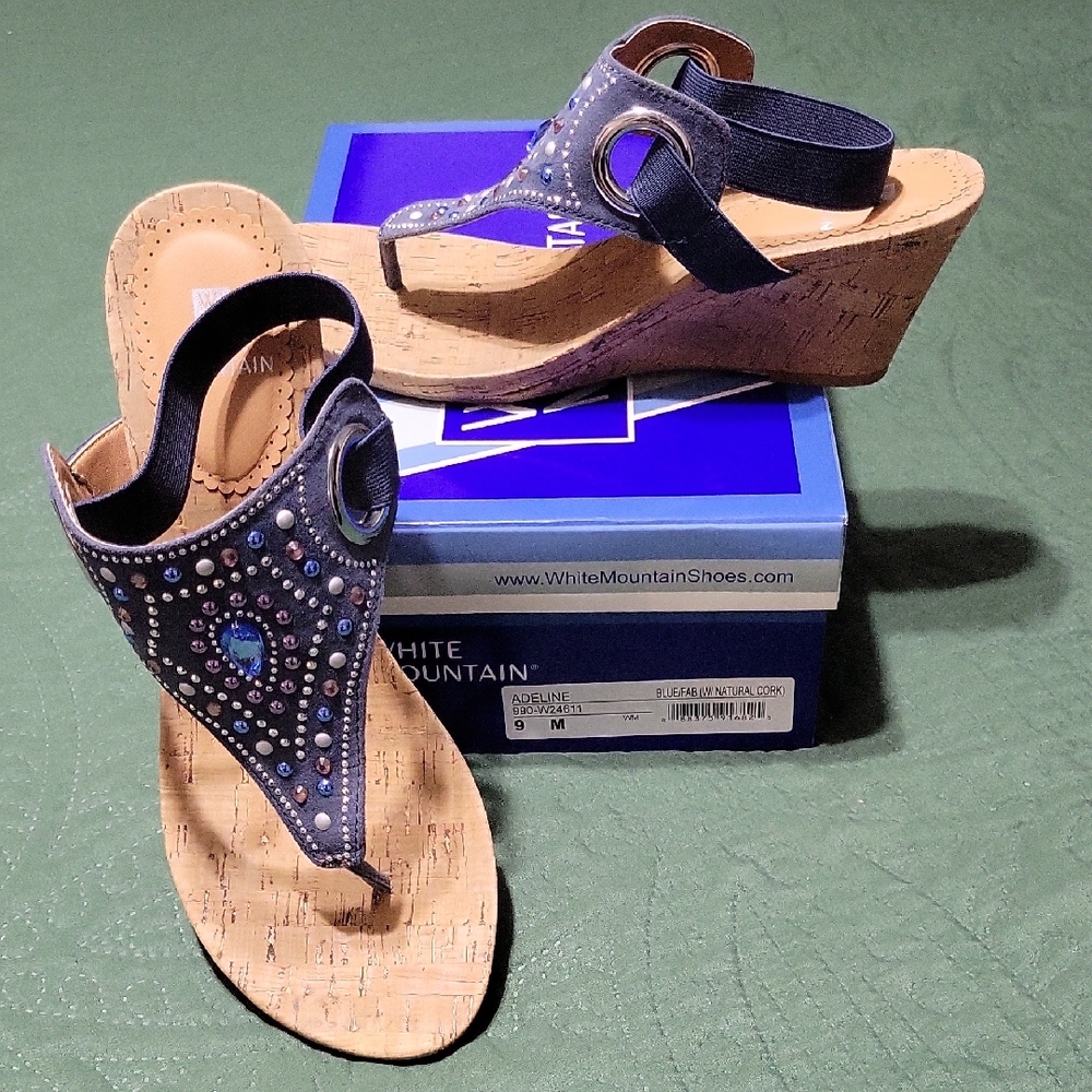 White Mountain Women's Blue Wedge Sandals
